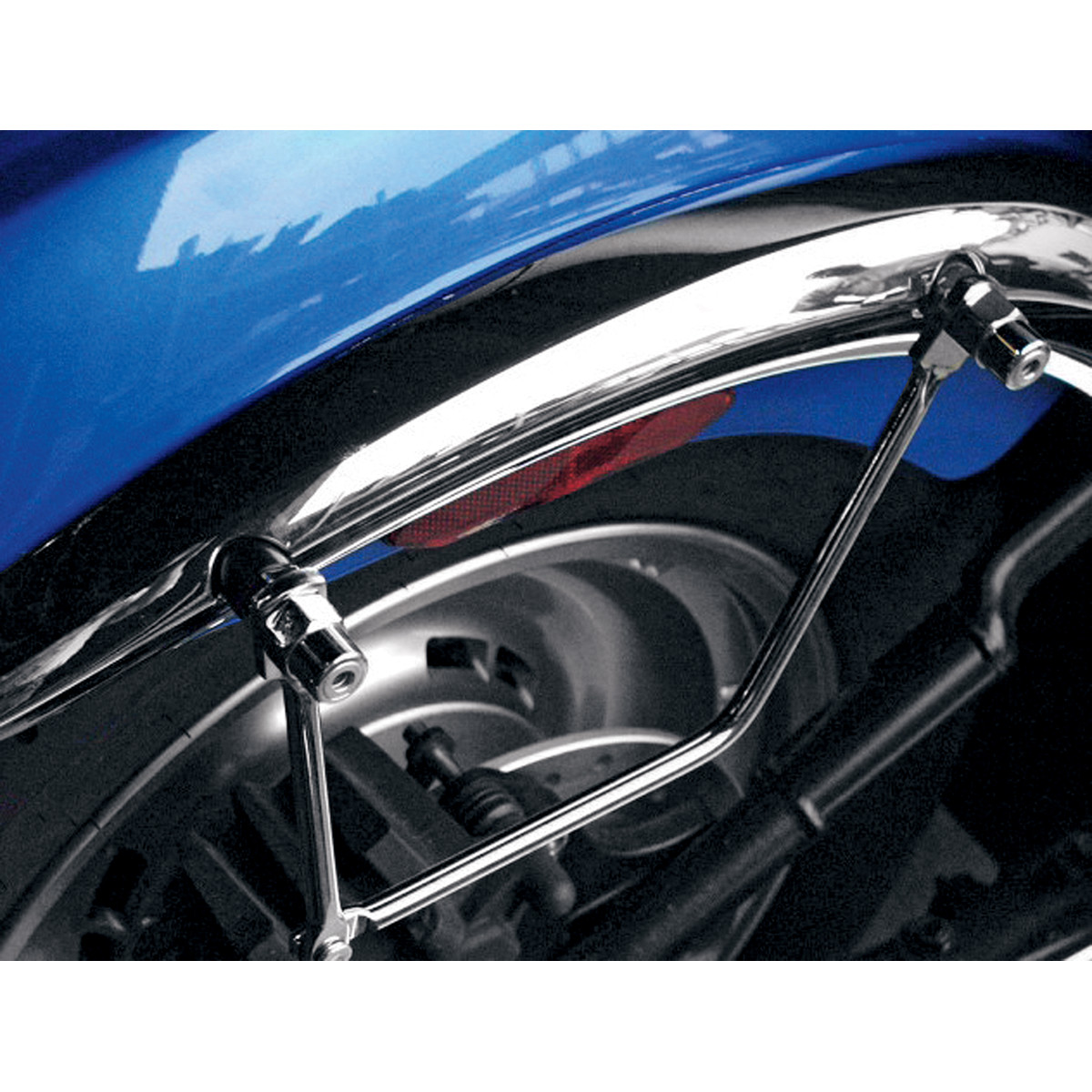 Podpěry brašen Saddlemen Quick-Disconnect Saddlebag Support Bracket Kit pro motocykly Harley Davidson 00‑17 FXST/FLST (except FXSTD)