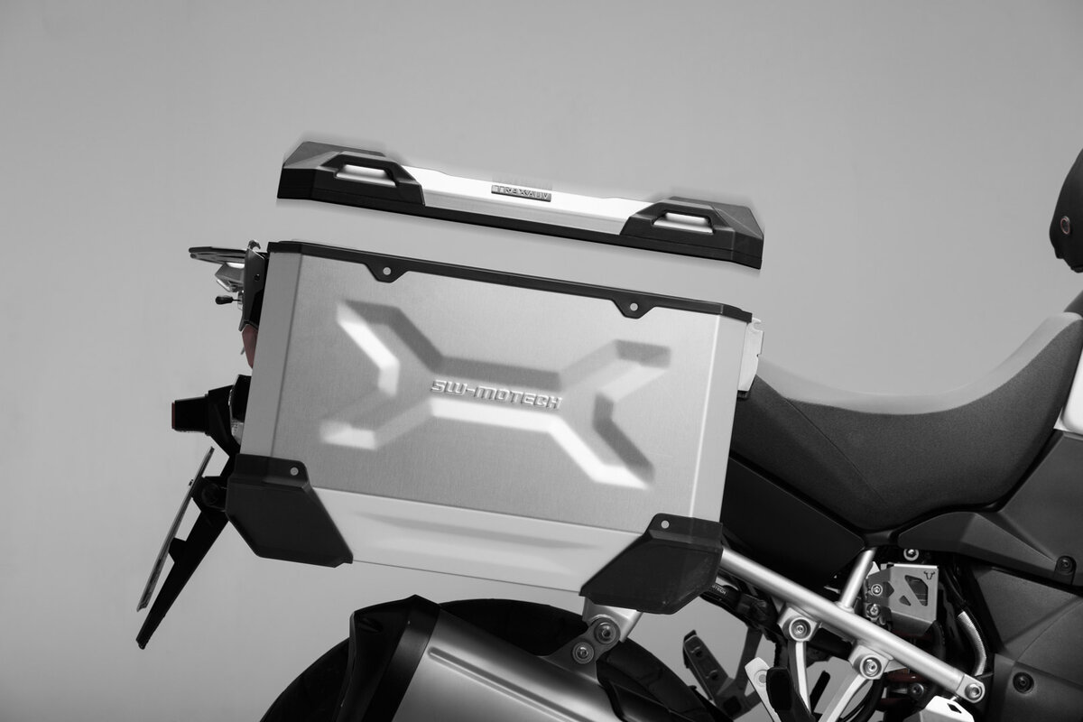 Boční motocyklový hliníkový kufr SW-MOTECH TRAX ADV SIDE CASES obsah 37 litrů, barva stříbrná, montážní pozice levá, 1 kus