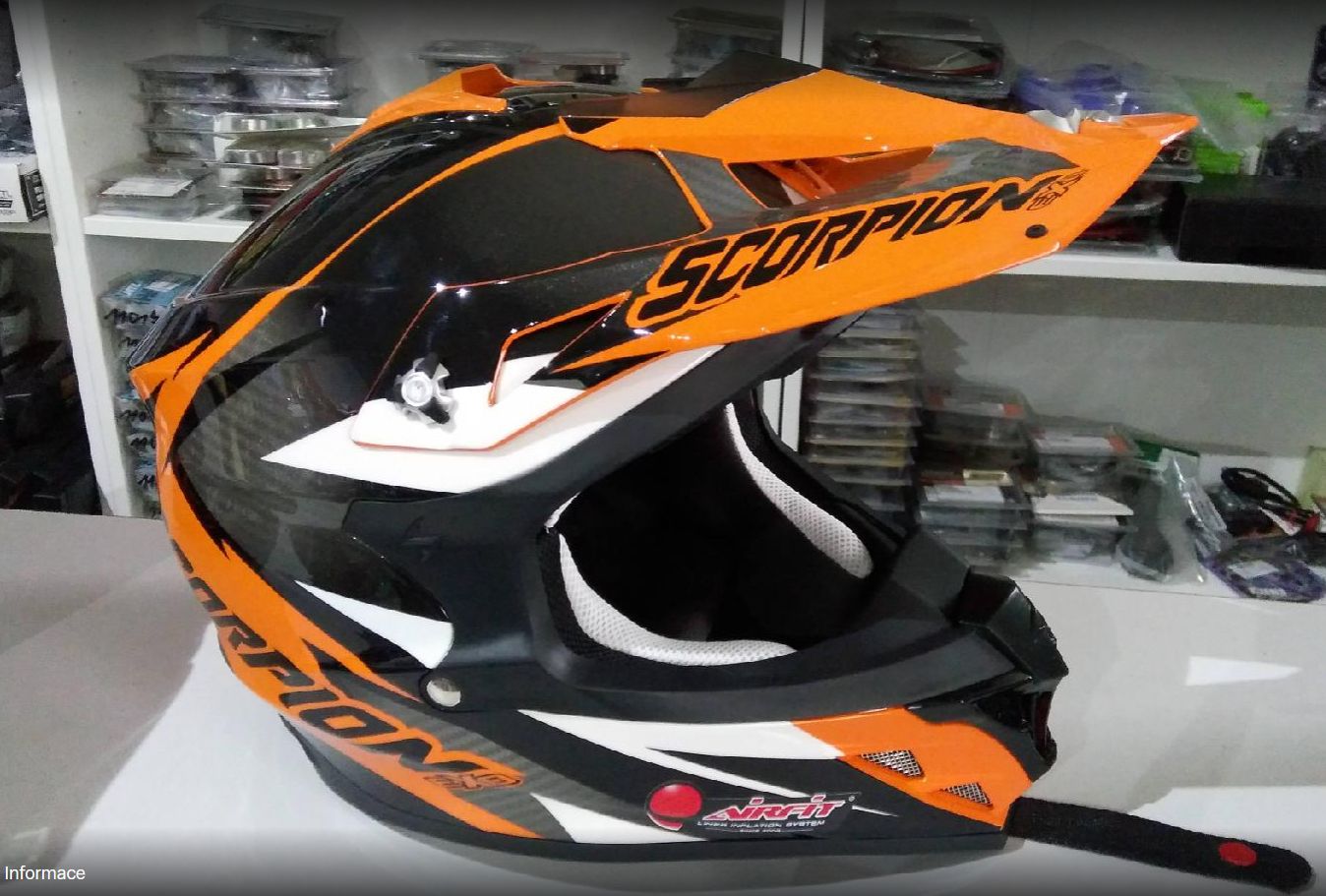 Prodloužení kšiltu motokrosové helmy SCORPION VX-20
