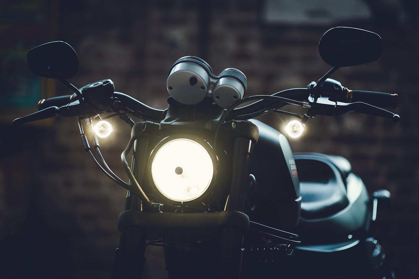Poziční světlo/blinkr KELLERMANN BULLET 1000 PL WHITE LED TURN/POSITION L.ČERNÝ
