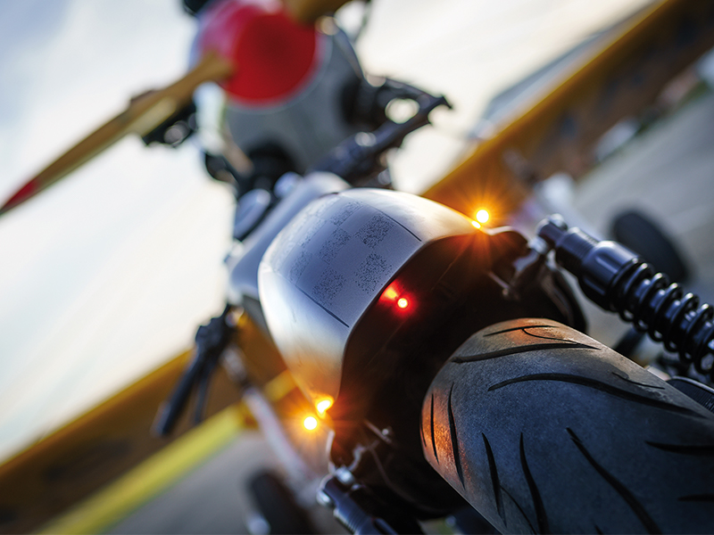 Zadní světlo/brzdové KELLERMANN TAIL/BRAKE LIGHT BULLET ATTO RB - BARVA ČERNÁ/ČIRÉ SKLÍČKO 