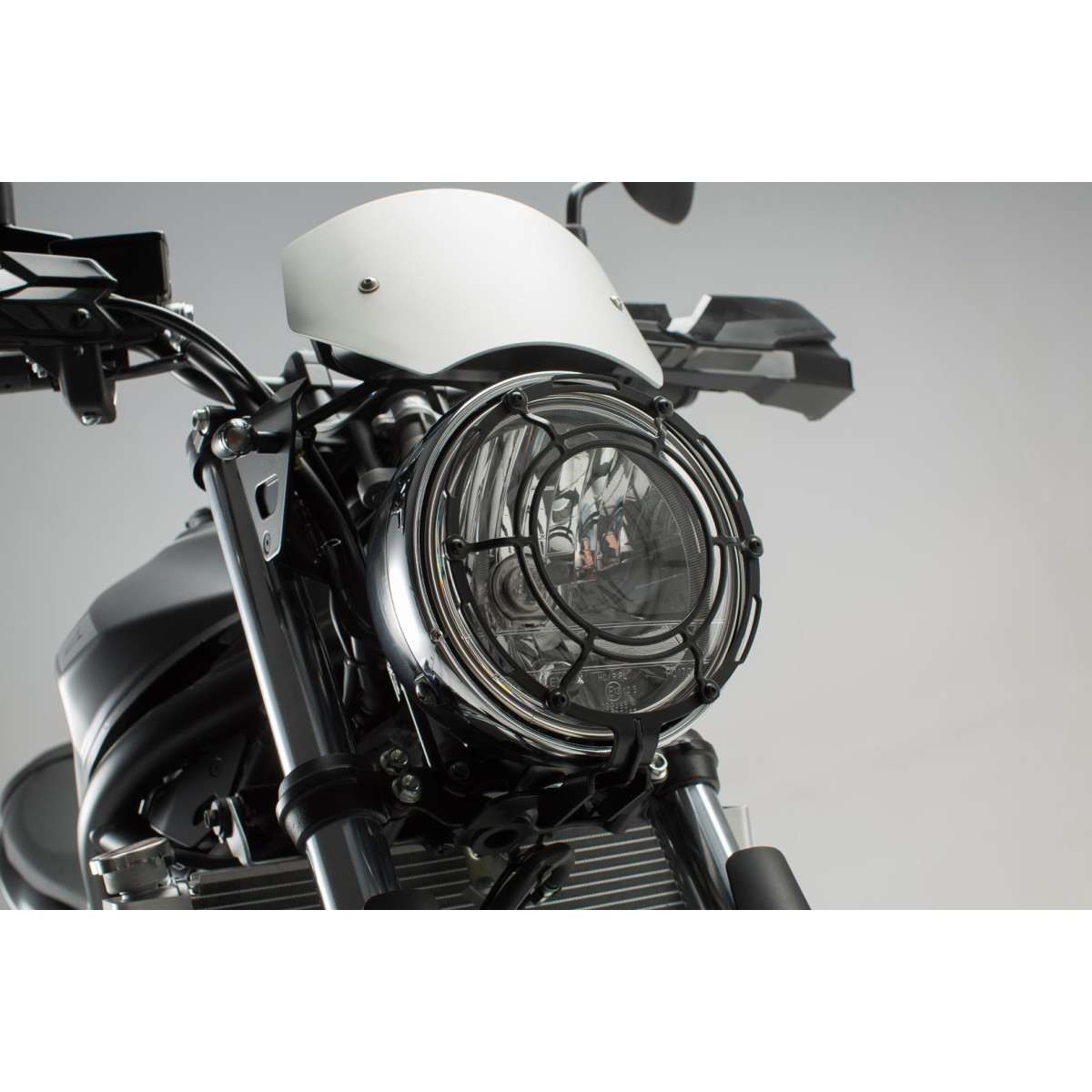 Ochranný kryt světla motocyklu SW-MOTECH HEADLIGHT GUARD pro YAMAHA XSR 700 X TRIBUTE 2019-2020