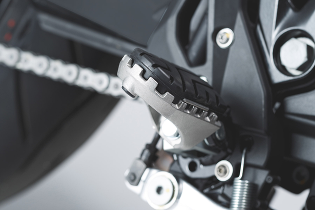 Sada stupaček motocyklu SW MOTECH ION FOOTREST KITS pro BMW S 1000XR 2019-2020