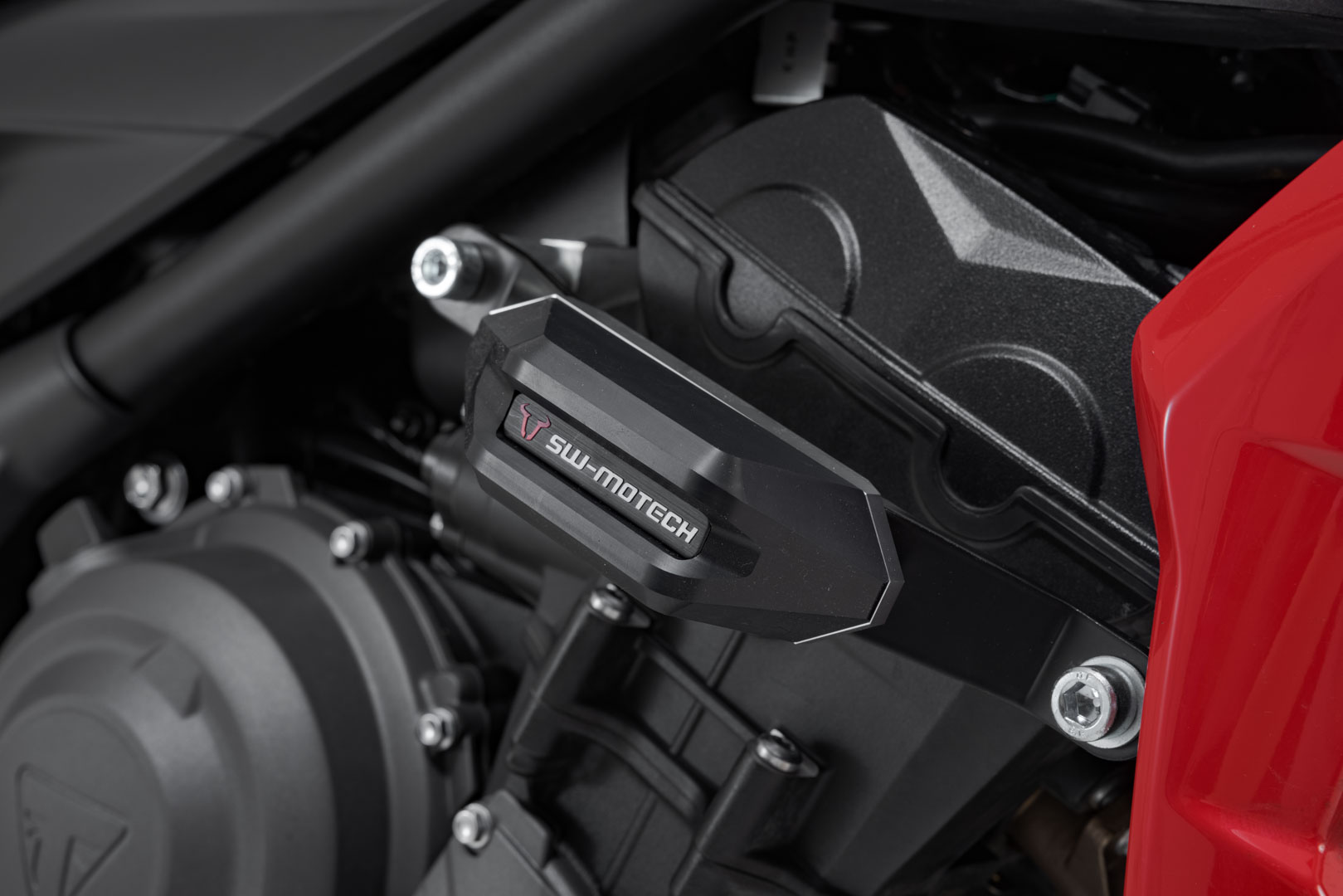 Padací protektory motocyklu SW-MOTECH pro TRIUMPH TIGER 660 rok 2021-2022