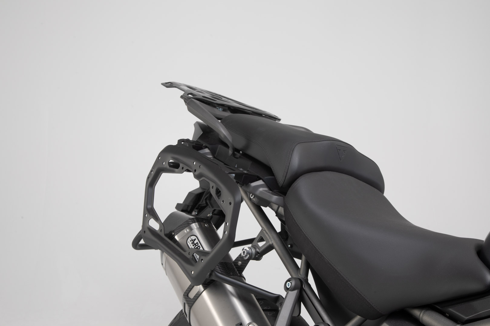 Podpěry pod boční kufry SW-MOTECH PRO SIDE CARRIERS pro TRIUMPH TIGER 1200 2011-2021