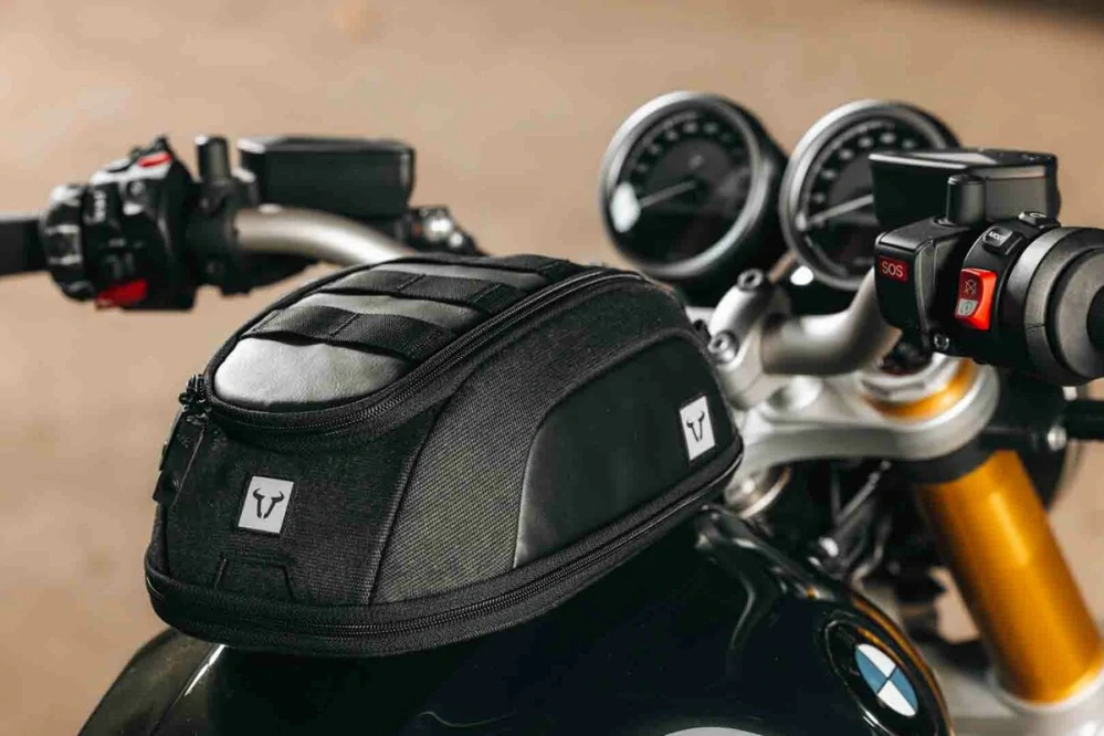Tank bag na nádrž motocyklu SW MOTECH TANKBAG  LEGEND LT3 BARVA ČERNÁ objem 3–5 l