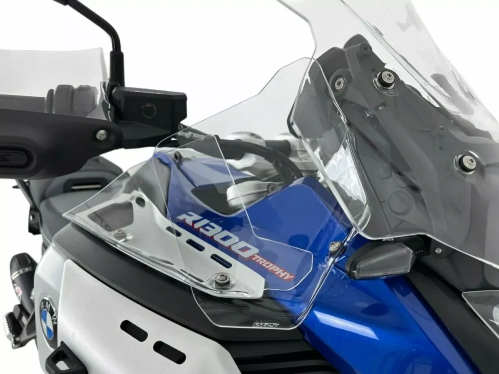 Přídavné boční deflektory motocyklu WRS SIDE DEFLECTORS BM106T pro BMW R 1300 GS ADVENTURE rok 2024 velikost velká, barva čirá 