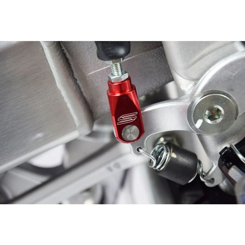 Úchyt brzdového pedálu motocyklu SCAR BRAKE CLEVIS pro KAWASAKI KLX 150L ROK 15-18 barva červená 