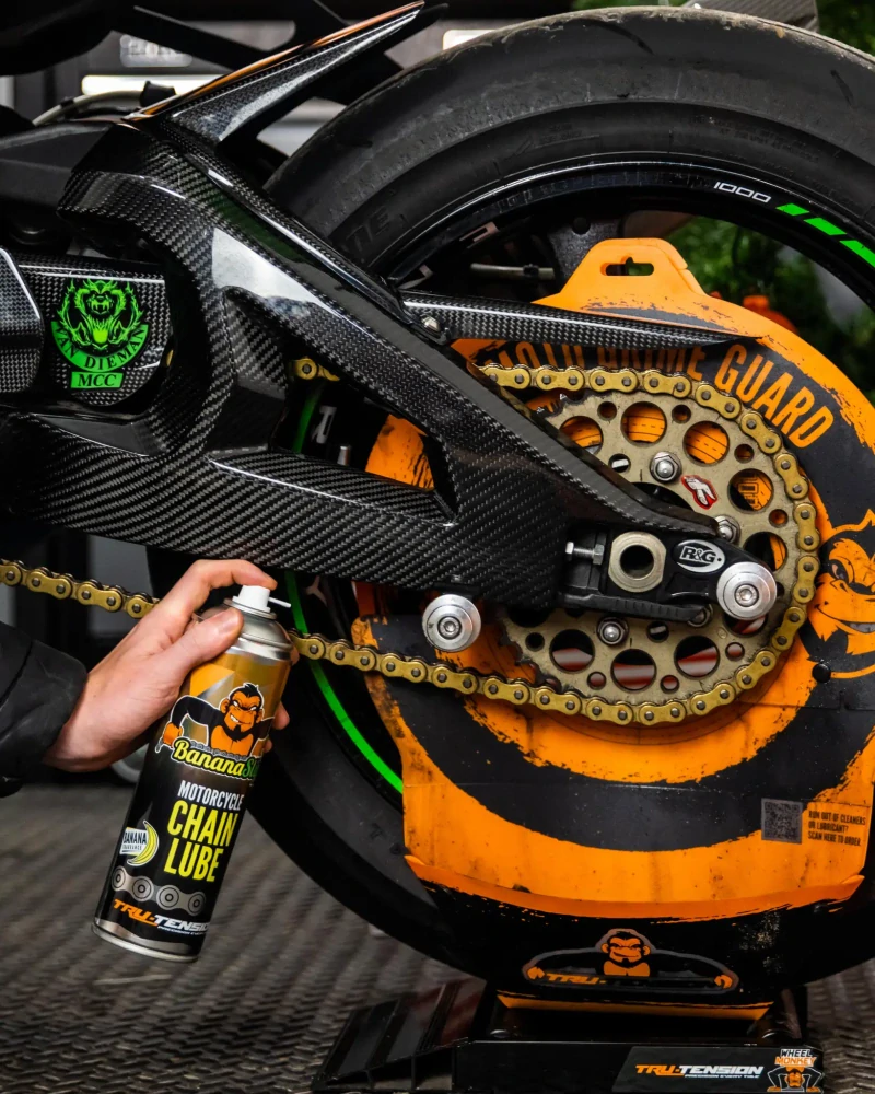 Mazivo na motocyklový řetěz TRU TENSION BANANASLIP CHAIN LUBE MOTORCYCLE M005 balení 500 ml 