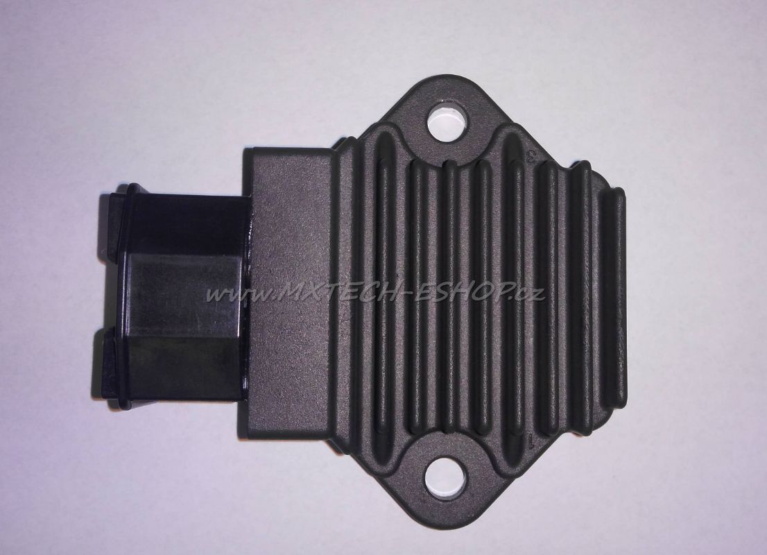 Regulátor dobíjení pro HONDA CBR 900 RR 96-99