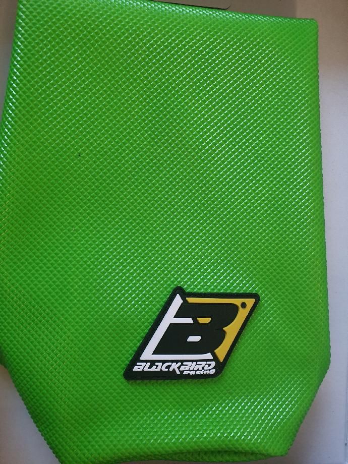 A Potah sedla BLACKBIRD RACING PYRAMID Kawasaki KX 125 1999-2002 ZELENÝ