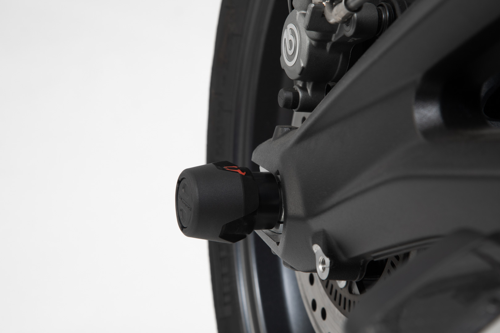 Padací protektory do osy zadního kola motocyklu SW-MOTECH pro TRIUMPH Street Triple 675 2012-2016