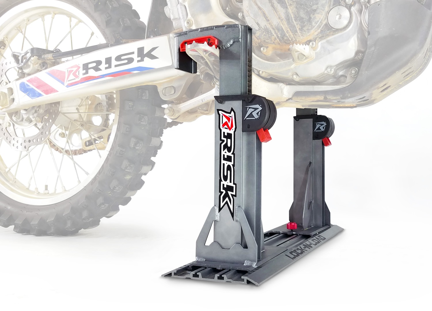 Transportní stojan/systém pro motokrosové motocykly Risk Racing Lock-N-Load Pro stříbrný