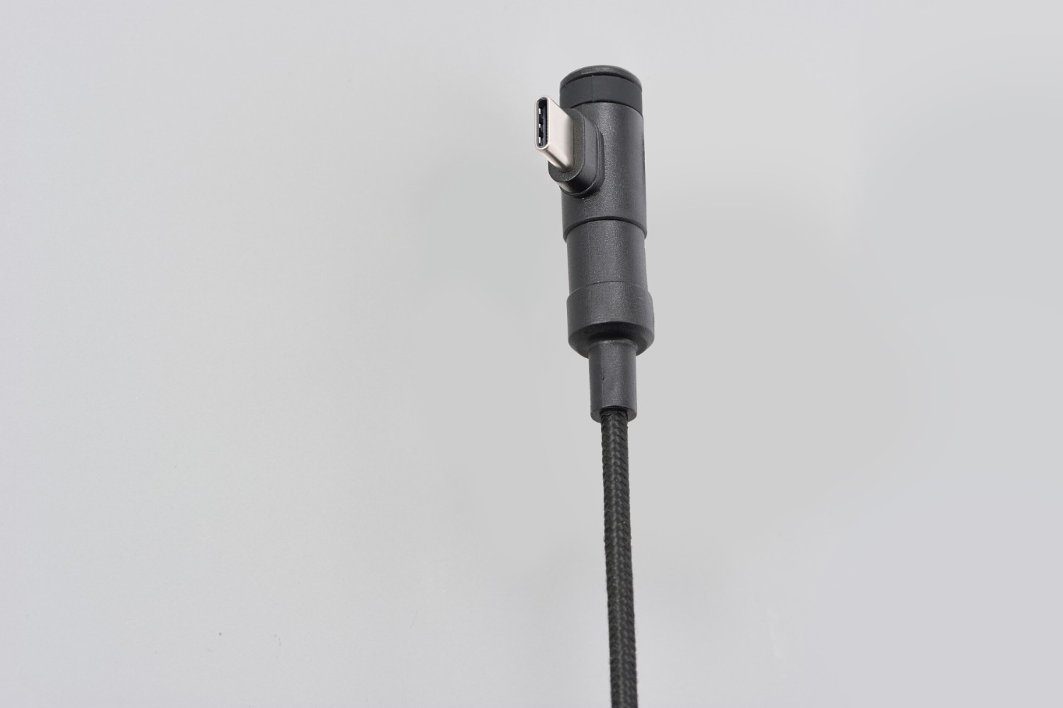 Kabel typ USB-A na USB-C DAYTONA CHARING CABLE 18 W (5 V/3 A, 9 V/2 A, 12 V/1,5 A) , délka kabelu 20 cm