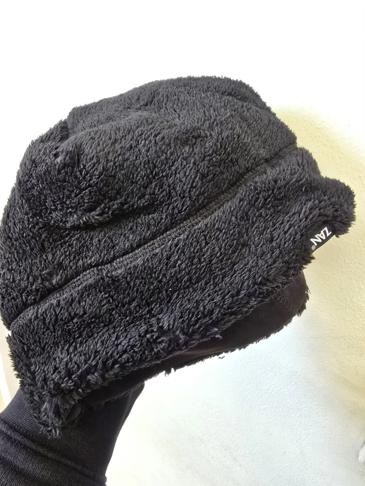 a Čepice pod helmu s fleecovou podšívkou ZANDHEAGEAR SPORTFLEX FLEECE LINED WHLH114 ČERNÁ