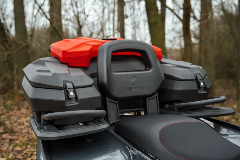 Uzamykatelný zadní box na čtyřkolku SHARK ACCESSORIES AX110 objem 110 litrů, barva černá, bez kanystru  