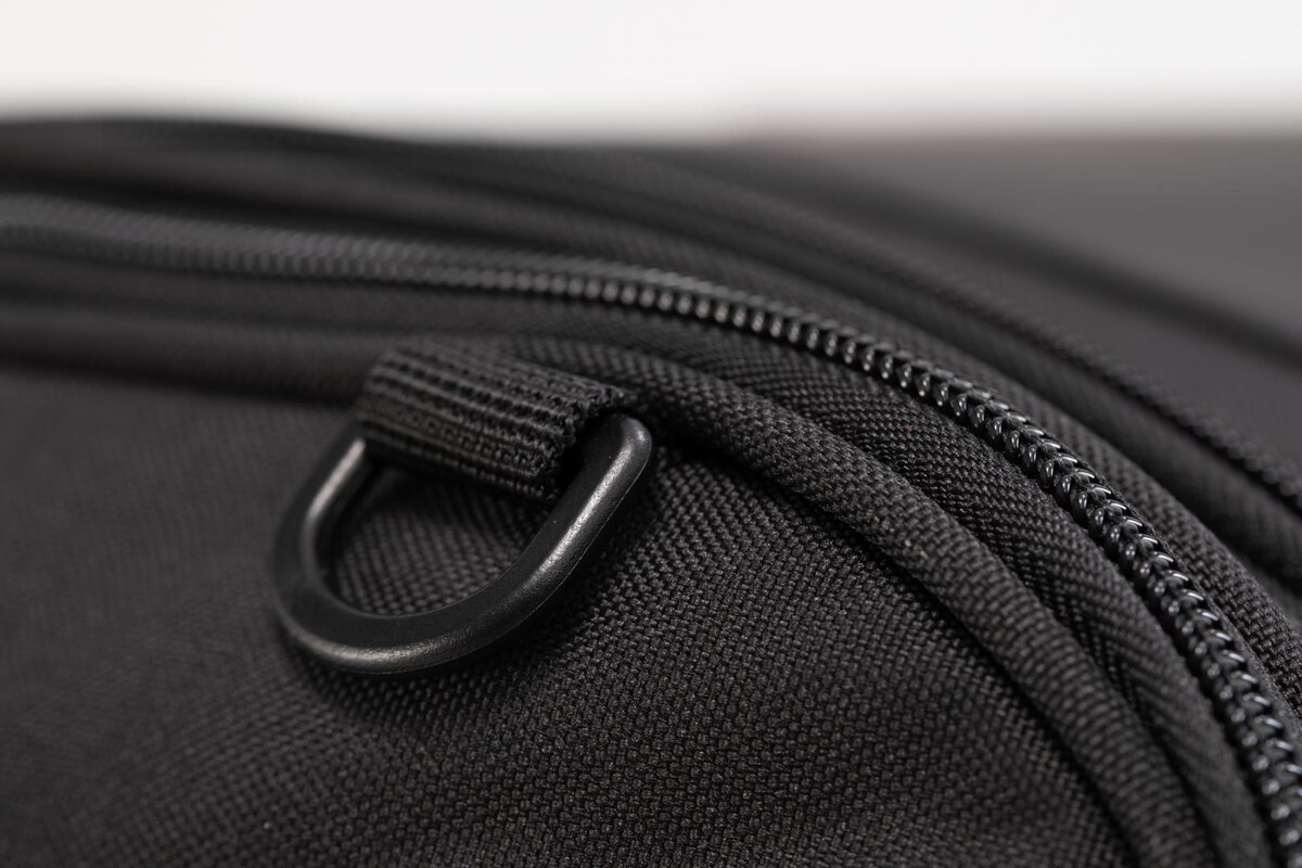 Zadní brašna na sedadlo motocyklu SW-MOTECH ION EXTENSION TAIL BAG černý velikost M, rozměry 30,0 x 44,0 x 30,0 cm, objem 26 až 36 litrů