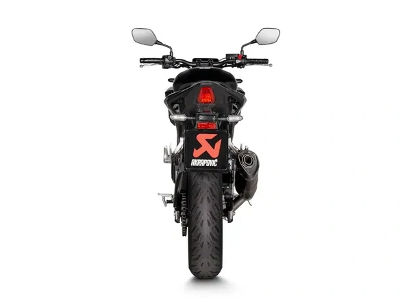 Koncovka výfuku motocyklu AKRAPOVIČ SLIP-ON SERIES MUFFLERS pro HONDA CBR 400 / 500 F rok 2021-2025, homologovaná