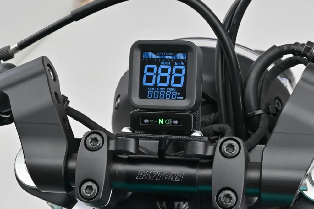 Vodotěsný micro led indikátor DAYTONA MICRO LED INDICATOR BETA 87467 barva černá, rozměry 46,8 × 13,8 × 11,5 mm