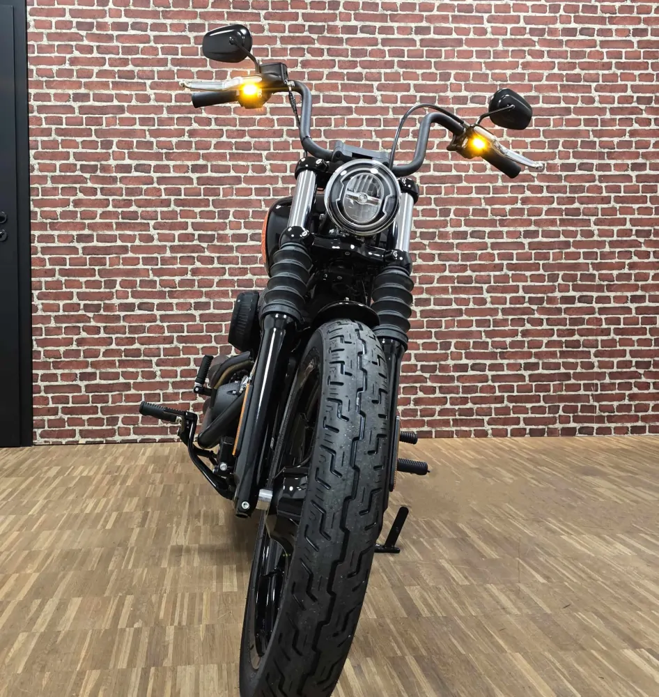 Led blinkr na řidítka motocyklu KELLERMANN DASH M 188.115 pro HARLEY DAVIDSON SOFTAIL rok 2018 a výš, pozice montáže přední pravá strana, 1 kus, rozměr 25 x 50 x 13 mm