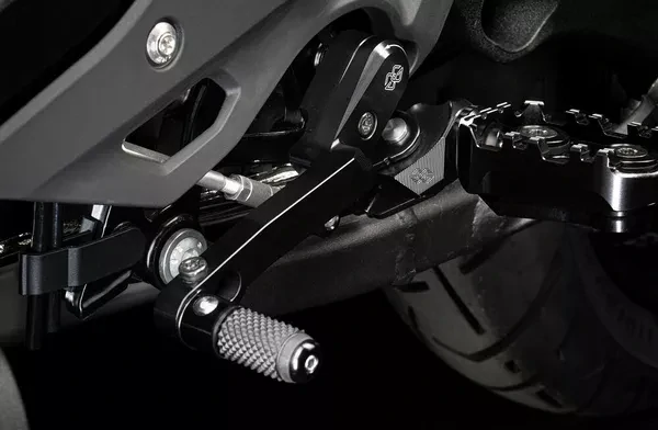 Sada brzdy a řadící páky GILLES TOOLING pro motocykl BMW R 1300 GS ABS rok 2023-2025 viz popis