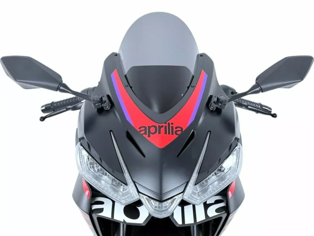 Motocyklové plexi / čelní plexi motocyklu WRS verze RACE AP016F pro motocykly APRILIA RS 457 rok 2024 barva kouřová