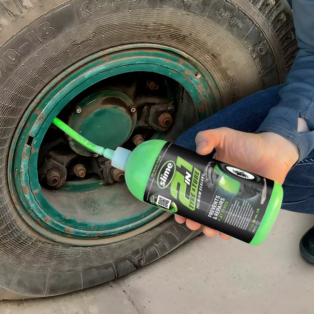 Utěsňovací přípravek pro pneu s duší / pro pneu bez duše SLIME 2V1 / 2in1 TIRE A TUBE SEALANT obsah 946 ml