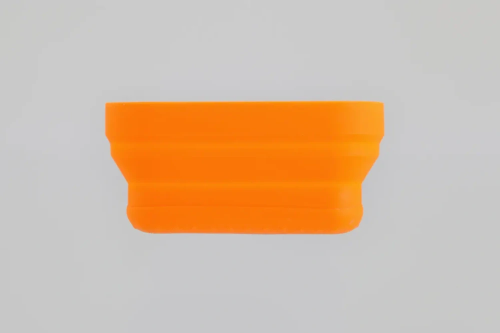 Magnetická silikonová skládací miska na nářadí DAYTONA SILICONE TRAY MAGNETIC ROUND barva oranžová, tvar čtverec 