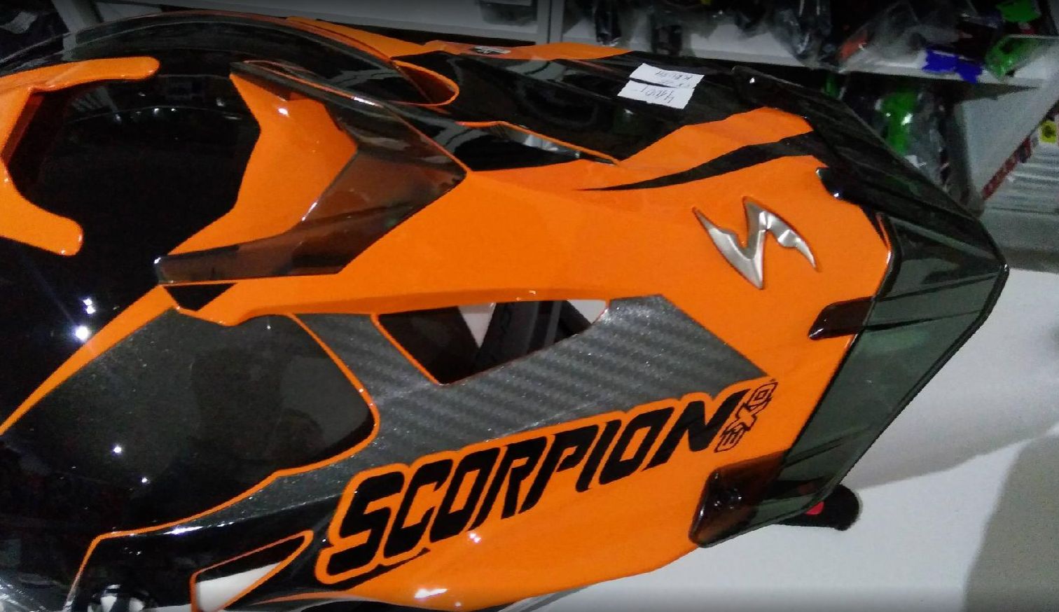 Prodloužení kšiltu motokrosové helmy SCORPION VX-15 