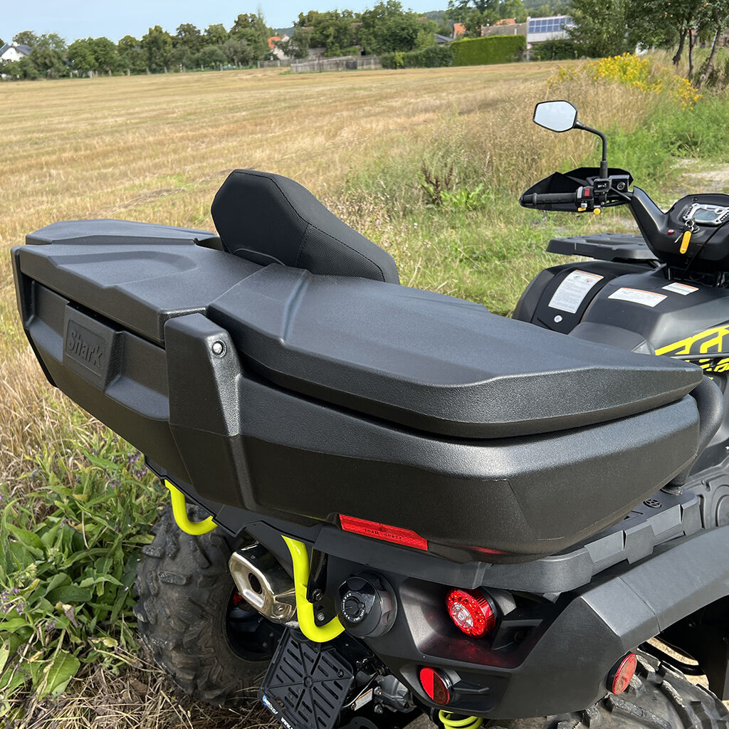 Uzamykatelný zadní box na čtyřkolku SHARK Accessories ATV CARGO BOX AX120 černý