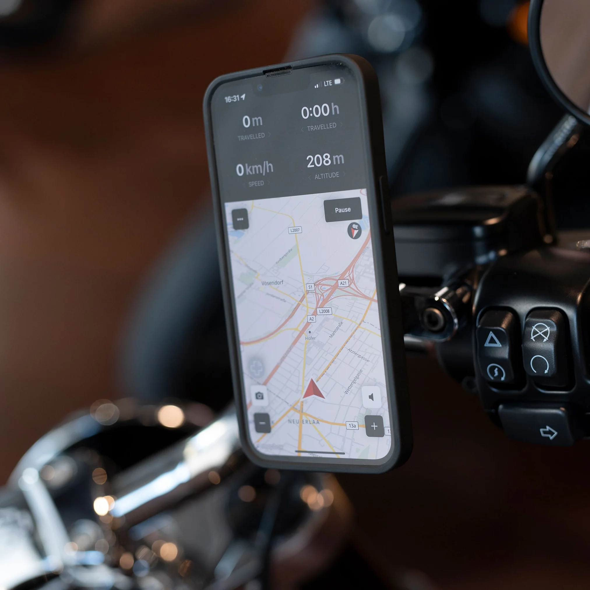 Držák mobilního telefonu k držáku spojky nebo brzdy motocyklu SP CONNECT CLUTCH MOUNT PRO 53231 barva chromová