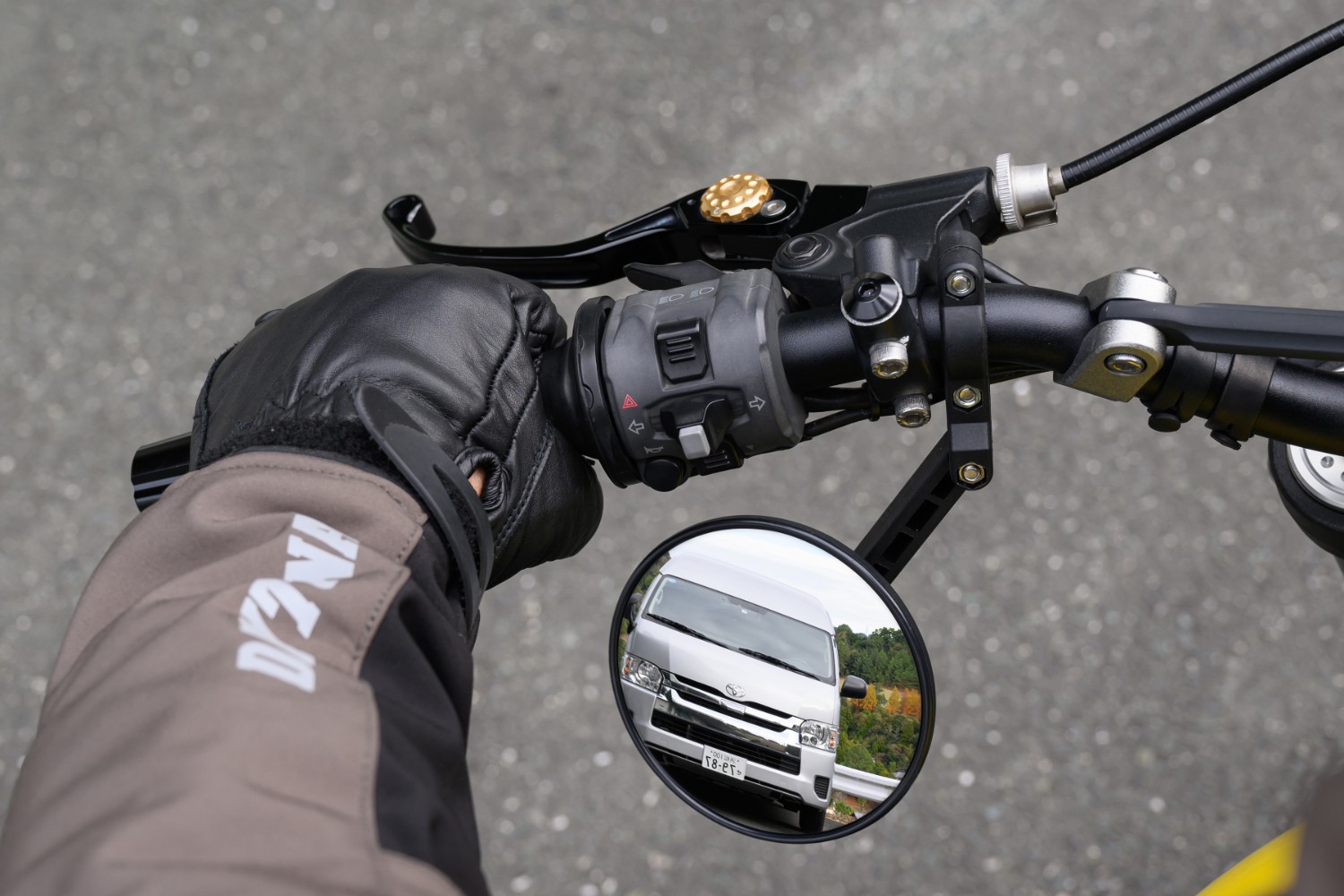 Zpětné zrcátko motocyklu DAYTONA D-MIRROR-18 ROUND 80917, barva černá, 1 kus