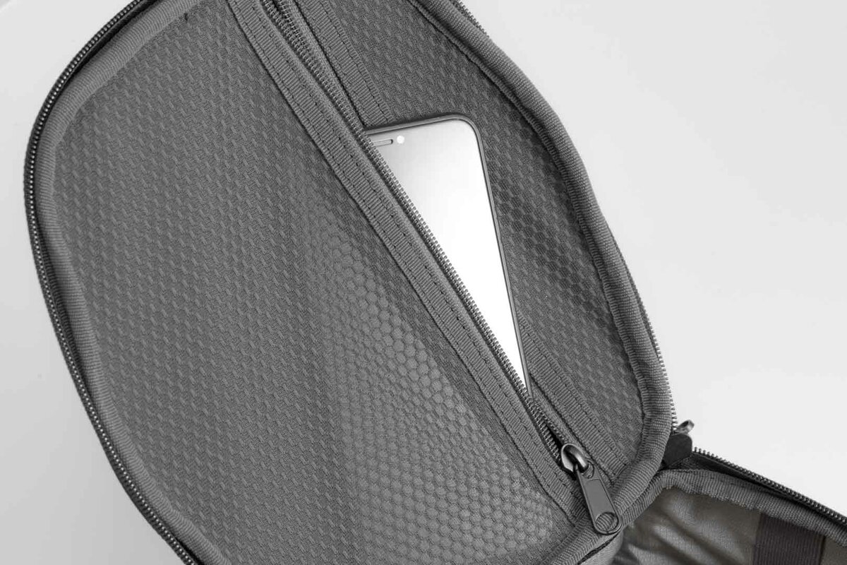 Tank bag na nádrž motocyklu SW-MOTECH PRO ENDURO TANKBAG černá, rozměr  35,0 x 31,5 x 20,0 cm, objem 12 až 15 litrů