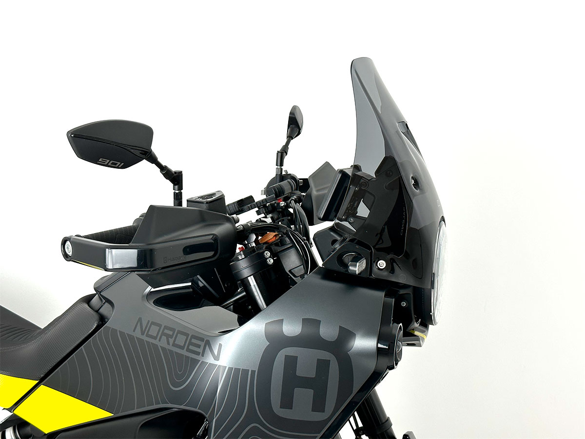 Plexi motocyklu WRS verze TOURING pro HUSQVARNA NORDEN 901 ABS rok 2022-2023 barva tmavě kouřová, výška plexi 33,5 cm 