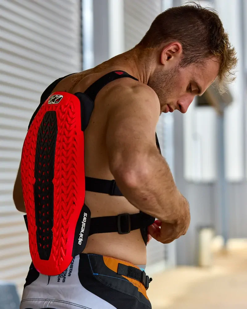 Hrudní / zádový chránič / chránič těla  ALPINESTARS A-5 PLASMA CHEST PROTECTOR černá/ červená velikost XL/XXL