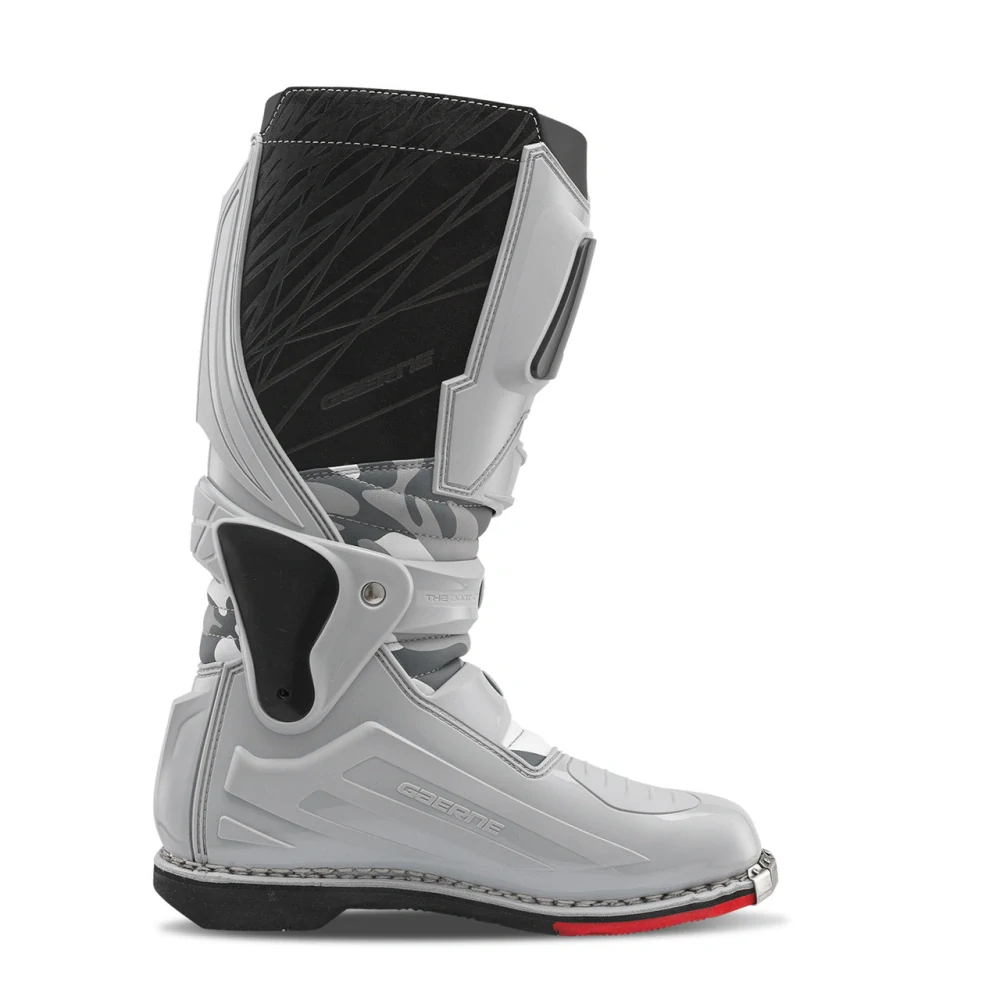 Motokrosové boty GAERNE FASTBACK ENDURANCE barva camo snow