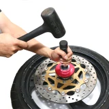 Vyrážeč ložisek a těsnění BIKESERVICE UNIVERSAL ADJUSTABLE BEARING RACE AND SEAL DRIVER BS91400