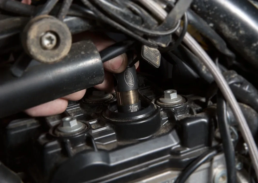 Klíč na svíčky MOTION PRO PRO SPARK PLUG SOCKET pro zapalovací svíčky 16 mm