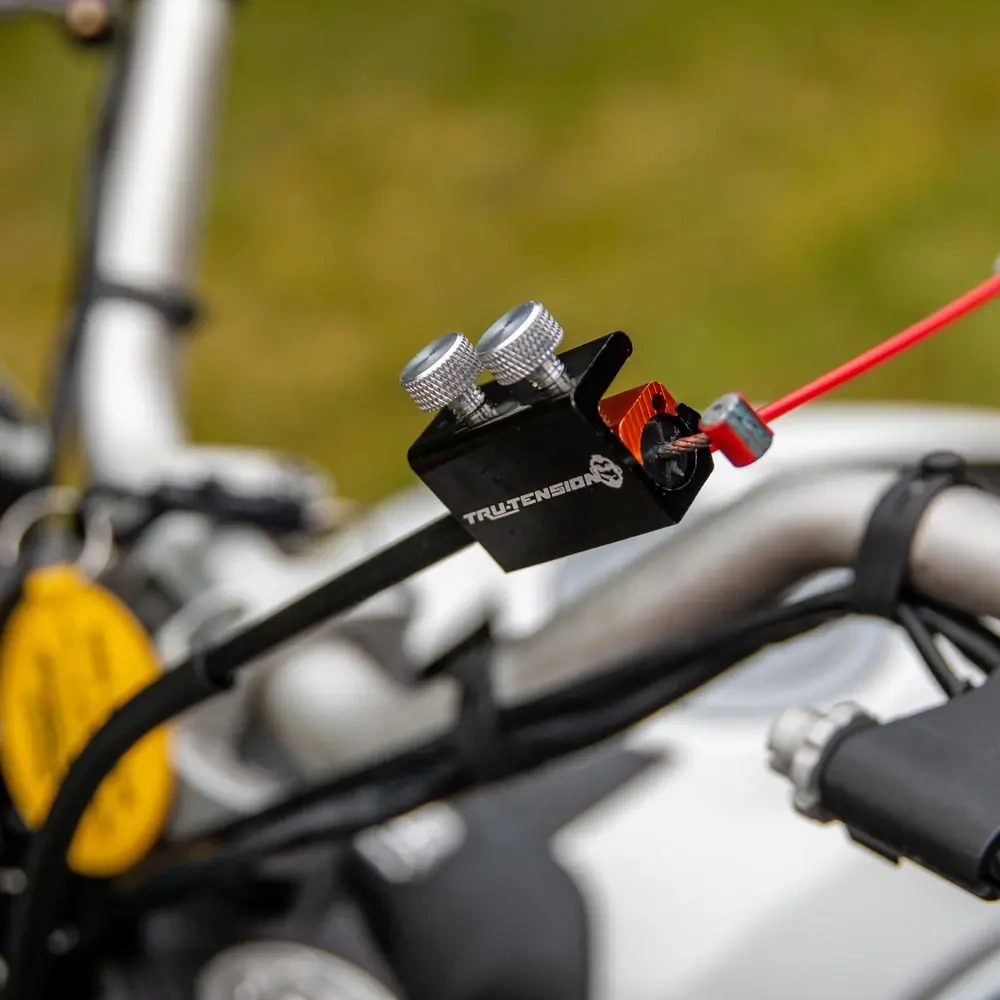 Mazací přípravek na lanka / Maznice lanovodů / přípravek na mazání bowdenu a lanka u motocyklu TRU TENSION CABLE LUBRICATOR M034