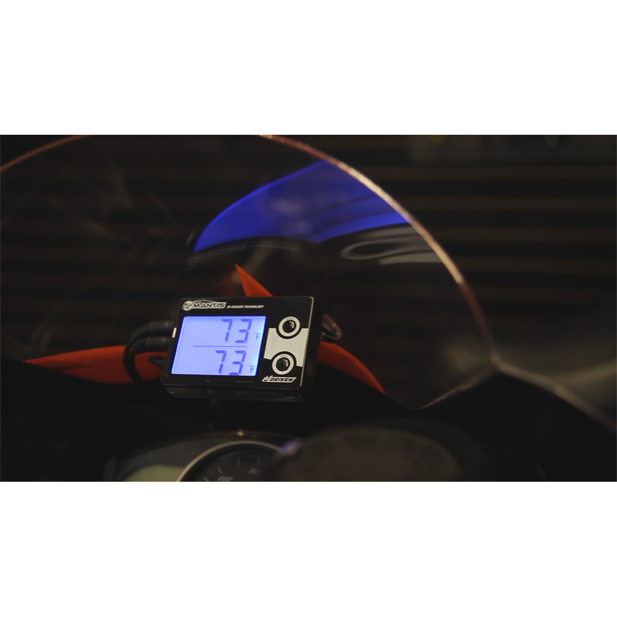 Infračervený snímač teploty motocyklových pneu DRIVEN RACING MANTIS INFRARED TIRE TEMPERATURE SENSOR