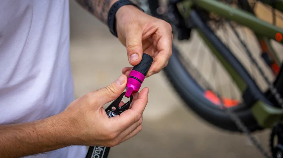 Cestovní sada nářadí pro elektro jízdní kola MUC-OFF eBike Drivetrain Tool velikost: 69 x 23 x 23 mm