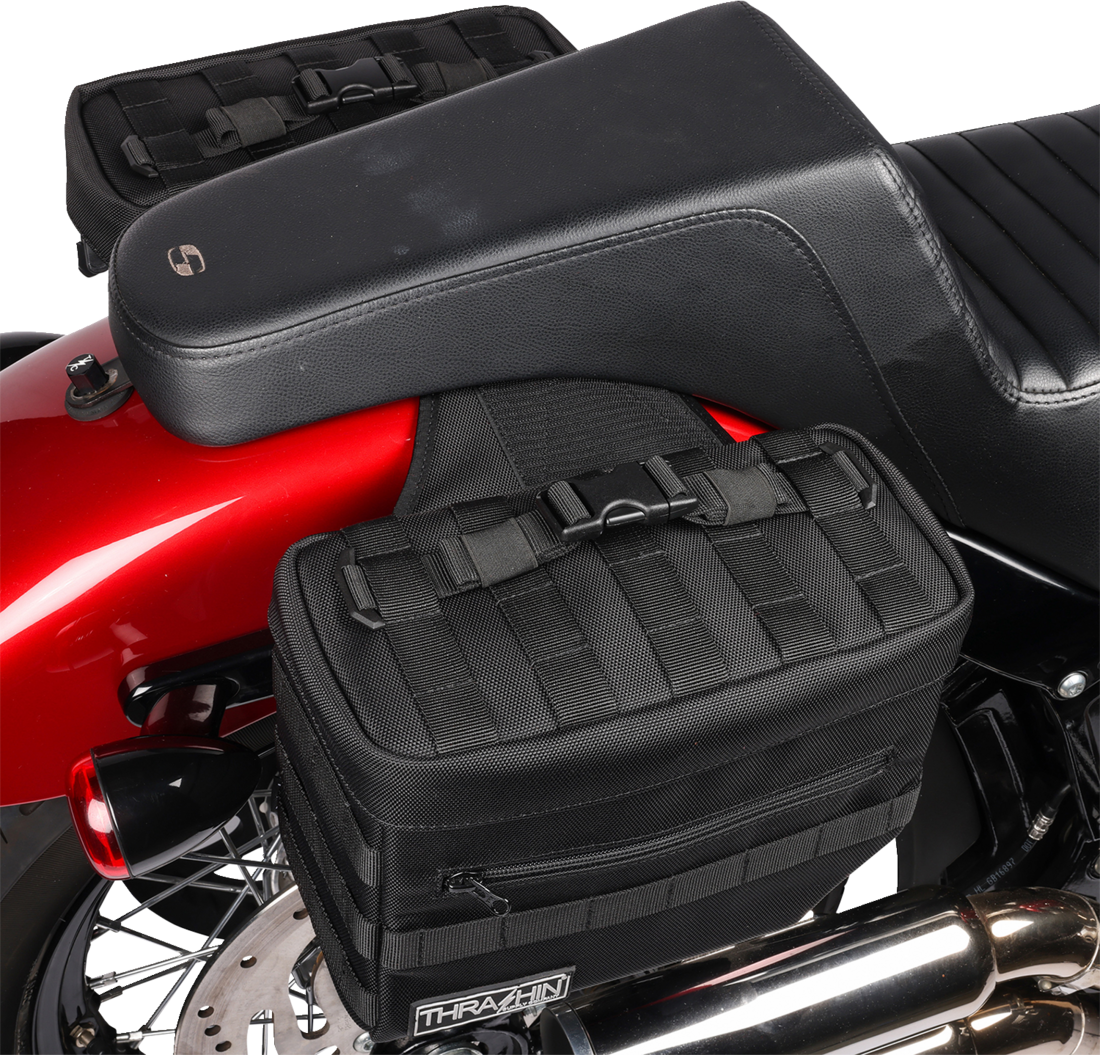 Motocyklové textilní podsedadlové brašny THRASHIN SUPPLY CO ESSENTIAL SADDLEBAG V3 objem 10 litrů, pár