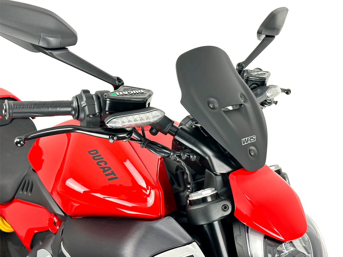Plexi motocyklu WRS SPORT pro DUCATI DIAVEL V4 1200 ABS rok 2023, výška plexi 28,5 cm, šíře plexi 24,5 cm, barva matná černá/neprůhledné