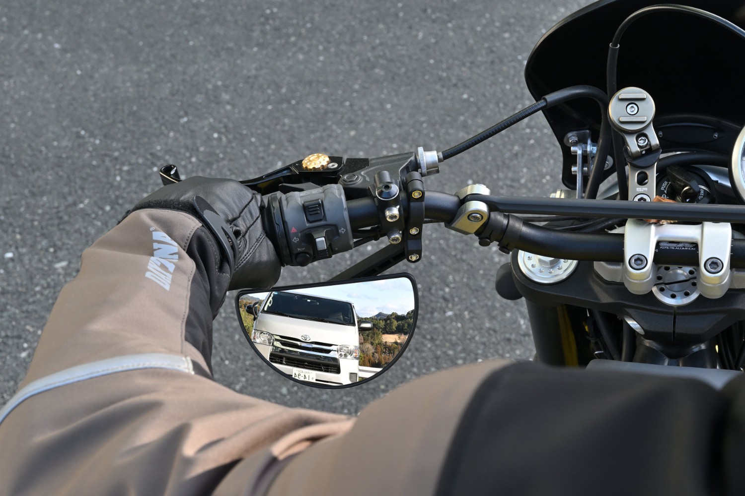 Zpětné zrcátko motocyklu DAYTONA D-MIRROR 19 HALF MOON 81001, barva černá, 1 kus