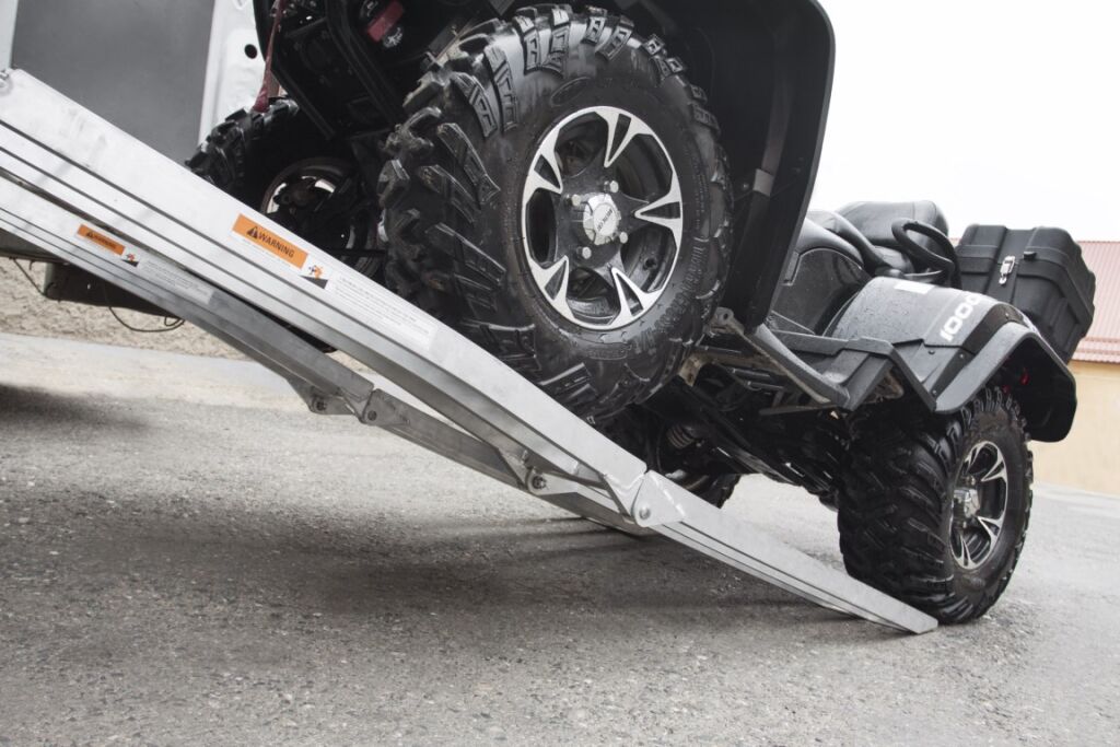 Skládací hliníkové nájezdové rampy pro motocykl skládací SHARK Accessories délka: 225 cm, šířka: 28,5 cm, max. nosnost 680 kg