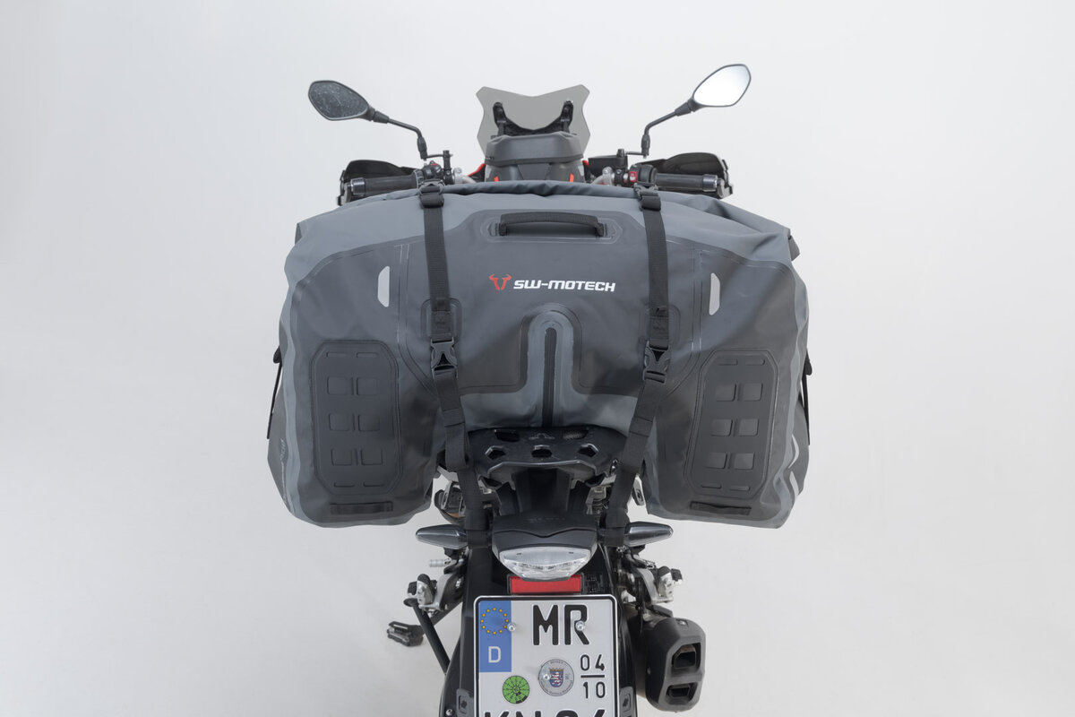 Vodotěsná nepromokavá taška / vak / brašna SW-MOTECH DRYBAG 700 TAIL BAG černá/šedá, velikost 76,0 x 75,0 x 30,0 cm - obsah 70 litrů 