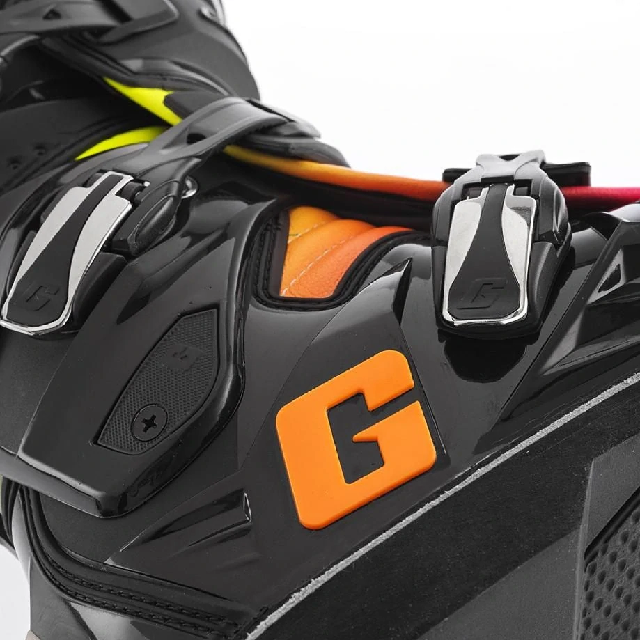 a Motokrosové boty Gaerne SG 12 LIMITOVANÁ EDICE černá/oranžová/žlutá/pink velikost 46