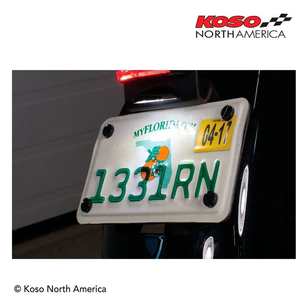 Led osvětlení SPZ motocyklu KOSO LICENSE PLATE LIGHT LED HD009200 barva černá, 12V, rozměry délka 45,6 mm x šířka 28,8 mm x výška 11,8 mm 