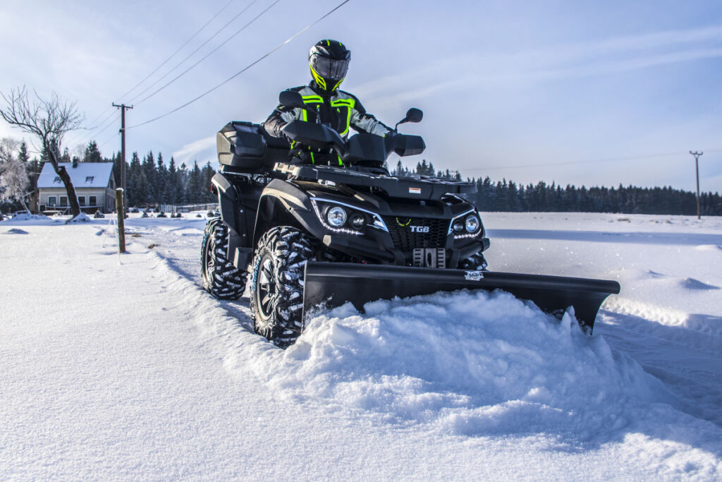 Odpružená sněhová radlice včetně adaptéru SHARK SNOW PLOW DELUXE barva modrá, šířka 132 cm