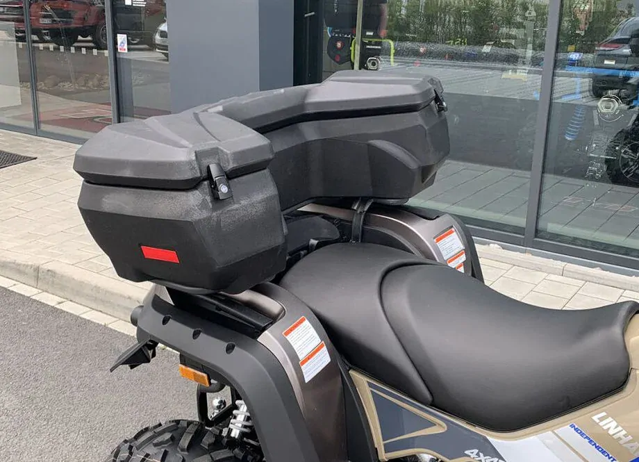 Velký uzamykatelný zadní box na čtyřkolku SHARK Accessories ATV CARGO BOX AX115 